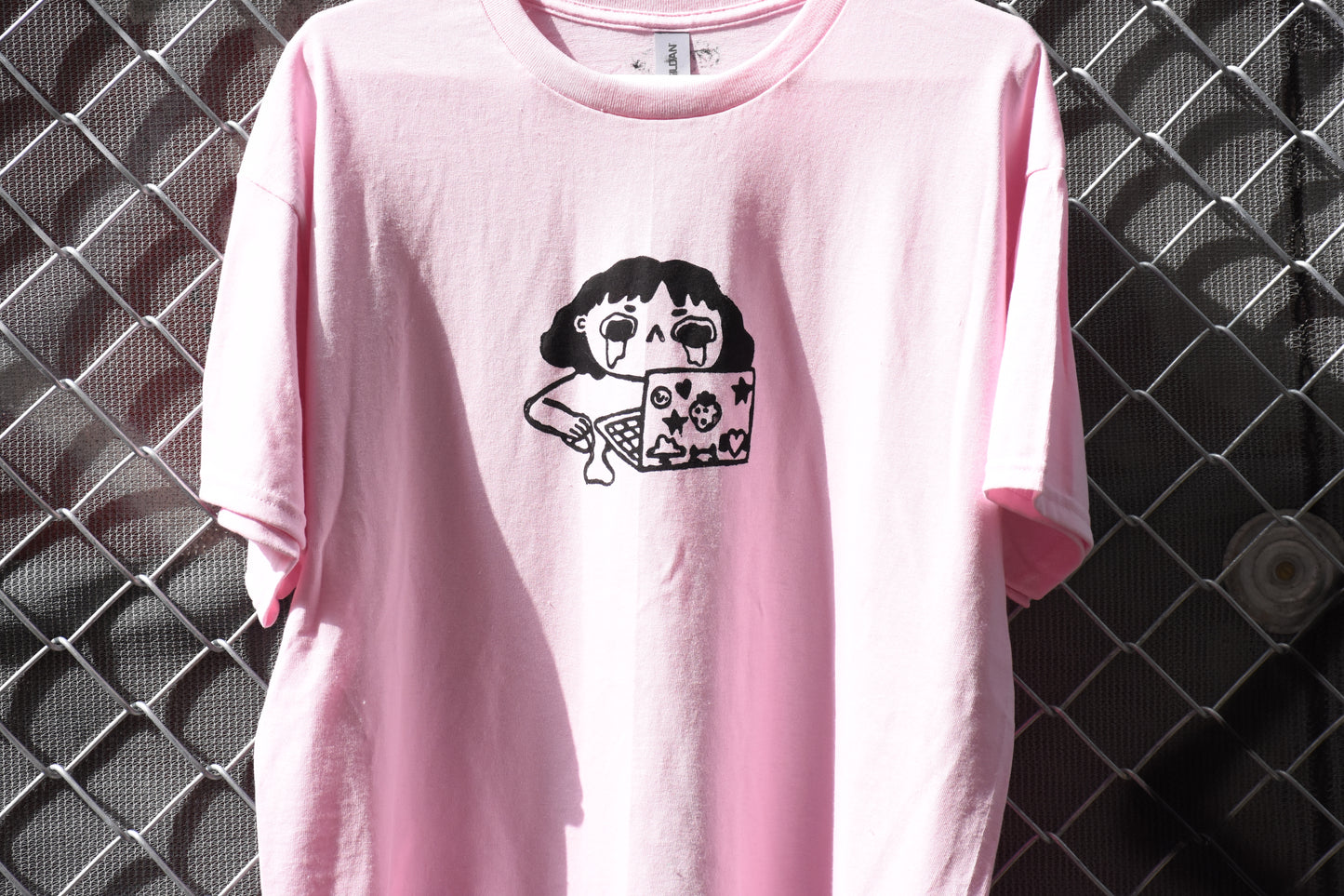 T-shirt sad internet girl