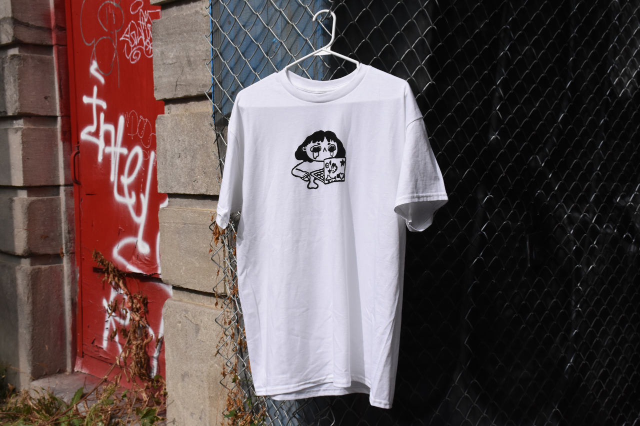 T-shirt sad internet girl